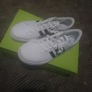 Baseline K Adidas Shoes (Female Size 6)